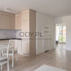3pok, 55met, Kępa Mieszczańska 2 BALKONY/KOMÓRKA/GARAŻ (Wrocław)