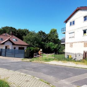 Atrakcyjna działka budowlana w centrum Legnicy z projektem