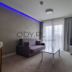2pok, 36met, Okolice Hubskiej BALKON/2017 (Wrocław)