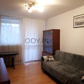 3pok, 54met, Okolice Legnickiej BALKON/PIWNICA (Wrocław)