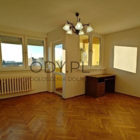 3pok, 60met, Okolice Leopolda Staffa BALKON/PIWNICA (Wrocław)