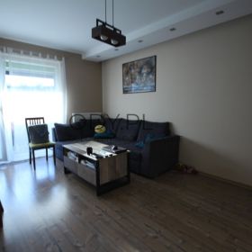 3pok, 61met, okolice Gagarina BALKON/MP/WINDA/2008 (Wrocław)