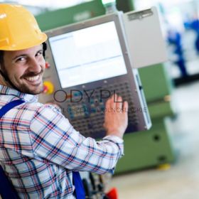 Operator frezarka, tokarka CNC produkcja precyzyjna, Bawaria 