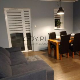 2pok, 49met, Okolice Leszczynowej BALKON/2018 (Wrocław)
