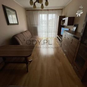  2pok, 47met, Okolice Pułaskiego BALKON/PIWNICA (Wrocław)