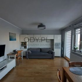 3pok 54met Okolice Szałwiowej BALKON/KOMÓRKA/GARAŻ (Wrocław)