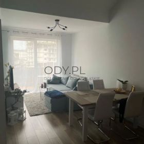 2pok, 34met, Okolice Buforowej BALKON/2019 (Wrocław)