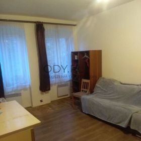 2pok, 39met, Okolice Lwowskiej PIWNICA (Wrocław)
