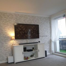 2pok, 49met, Okolice Poleskiej BALKON/WINDA/2001 (Wrocław)
