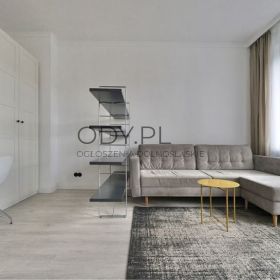 2pok, 43met, Okolice Gajowickiej BALKON/PIWNICA (Wrocław)