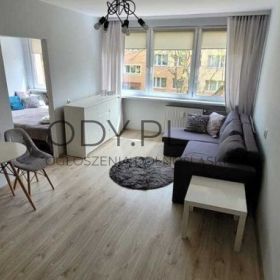  2pok, 36met, Okolice Lotniczej PIWNICA (Legnica)