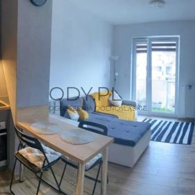 2pok, 30met, ok. Słonimskiego BALKON/KOMÓRKA/GARAŻ (Wrocław)
