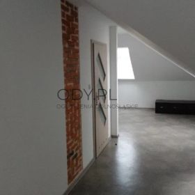 65met, Leśnica OSOBNE WEJŚCIE (Wrocław)