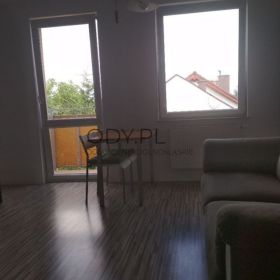 1pok, 32met, Okolice Dzielnicowej BALKON/GARAŻ/2012 (Wrocław)