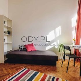  5pok, 77met, Okolice Placu Macieja PO REMONCIE (Wrocław)